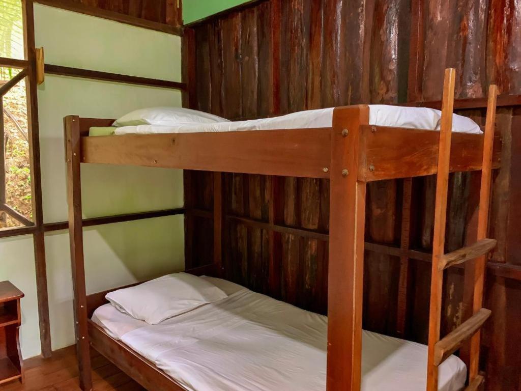 Sukia Hostel Drakes Bay Екстериор снимка