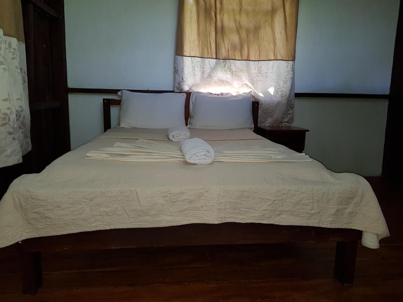 Sukia Hostel Drakes Bay Екстериор снимка
